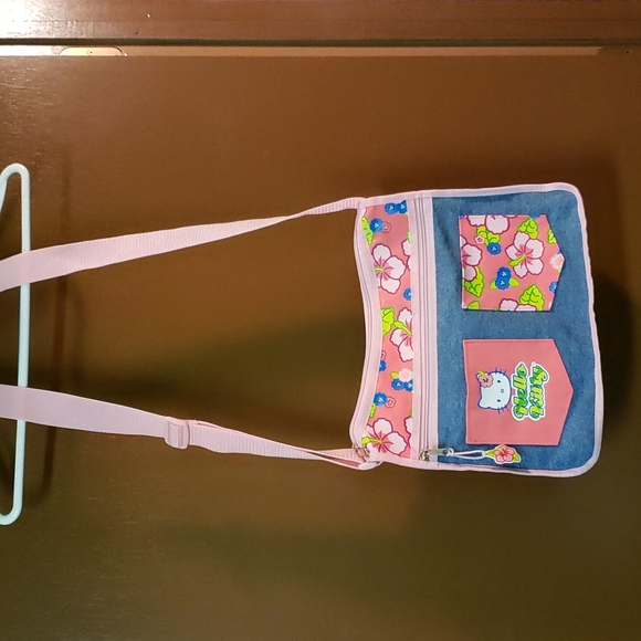 Hello Kitty Other - HELLO Kitty book bag with adjustable strap